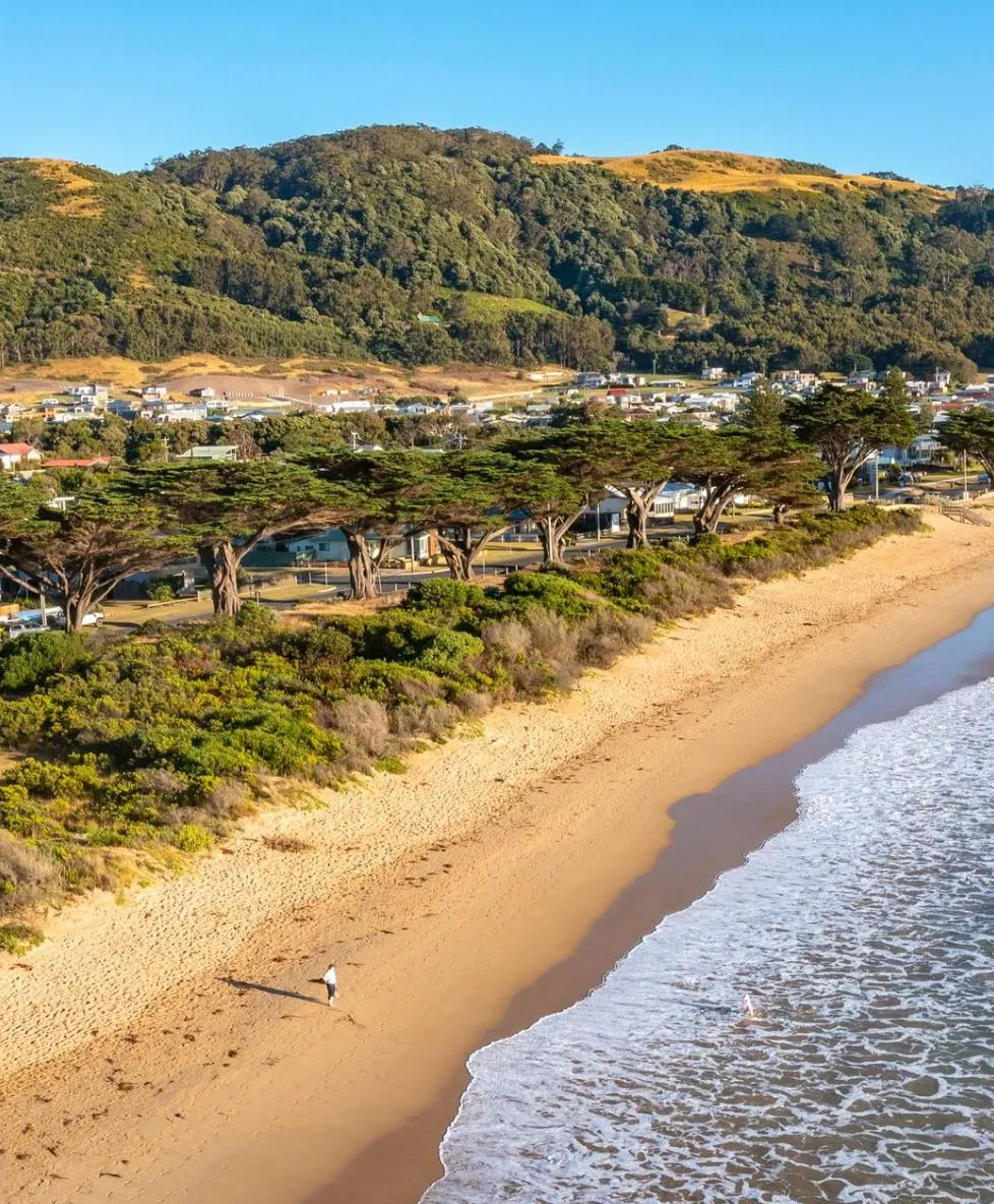 Explore the Stunning Views and Coastal Wonders of the Great Ocean Road