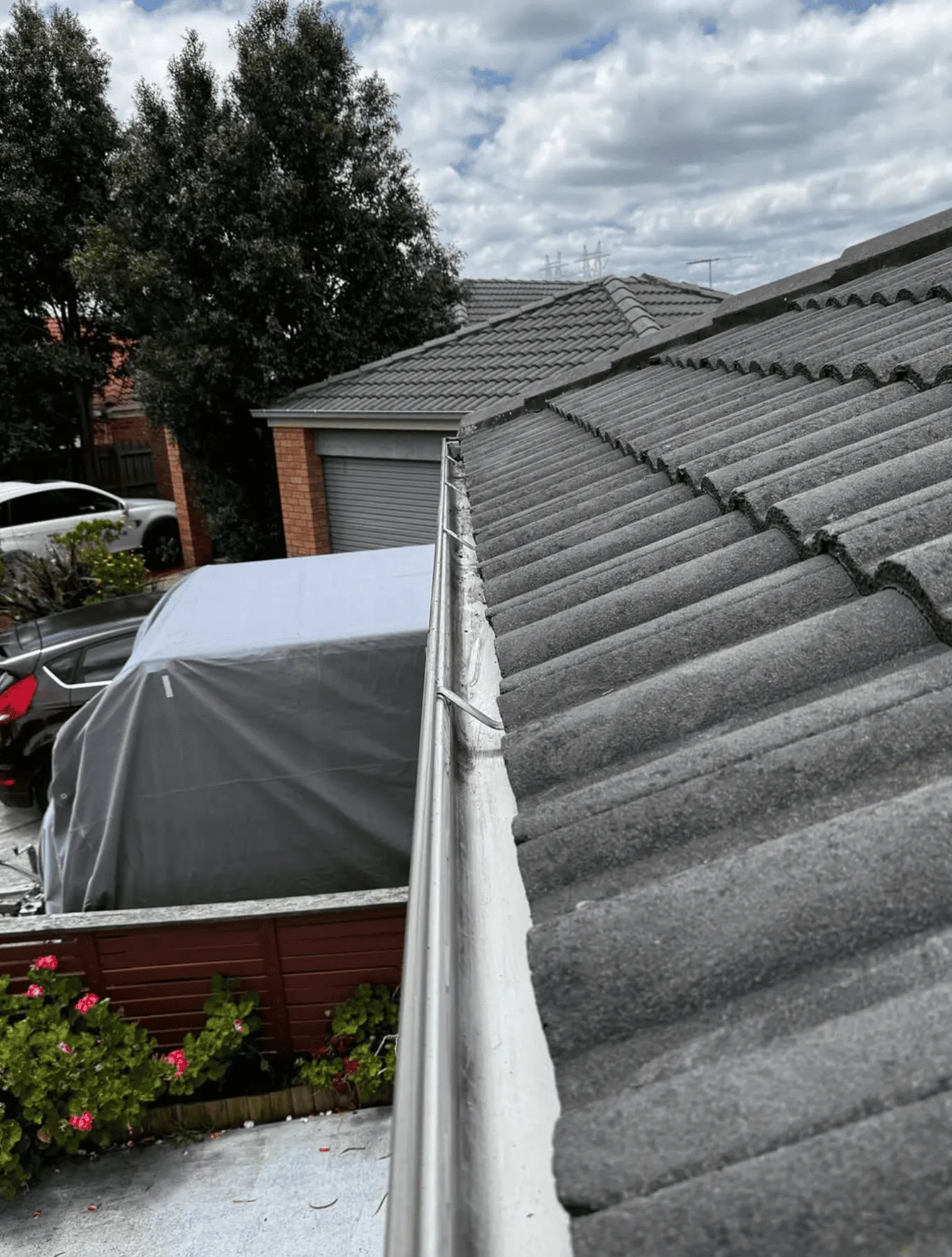 Why Gutter and Roof Maintenance is Essential for All Seasons